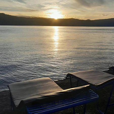 Hotel Barbara Tuk Tuk Luaran gambar